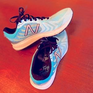 New Balance Vazee Pace shoes 8D.   Worn @ 8 times.
